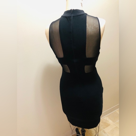 Betsy & Adam Black Sleeveless Midi Dress - Picture 3 of 3